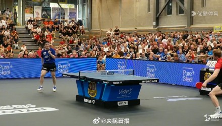 通过中前场 通过中前场