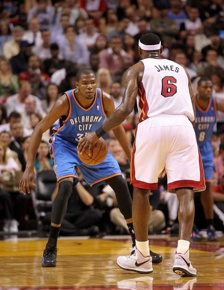 大到两球 大到两球