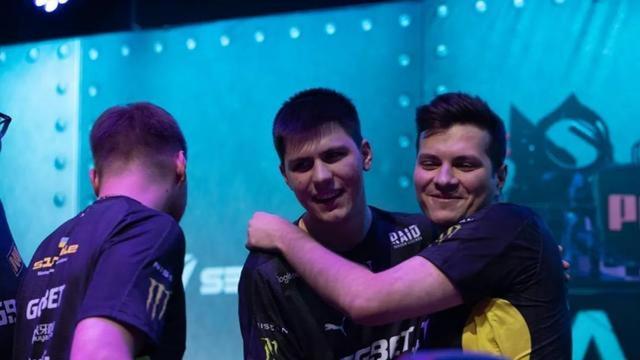 規則到底是 規則到底是