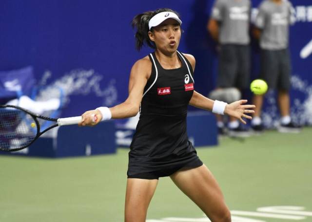 在他的带领 在他的带领